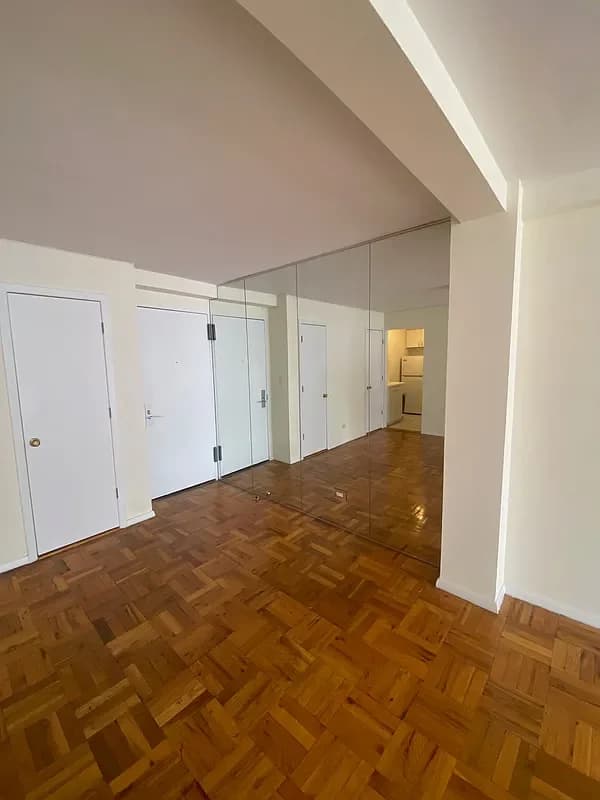 414 East 64 Street #E-12J, Manhattan, NY 10065 apartment_living_room 1