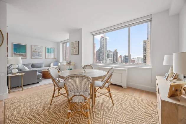 389 East 89 Street #14A, Manhattan, NY 10128
