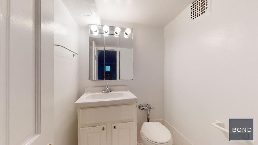 348 East 87 Street #D, Manhattan, NY 10128