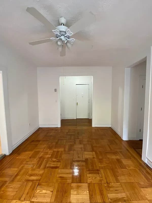 2718 Morris Avenue #2-F, Bronx, NY 10468 apartment_living_room 1
