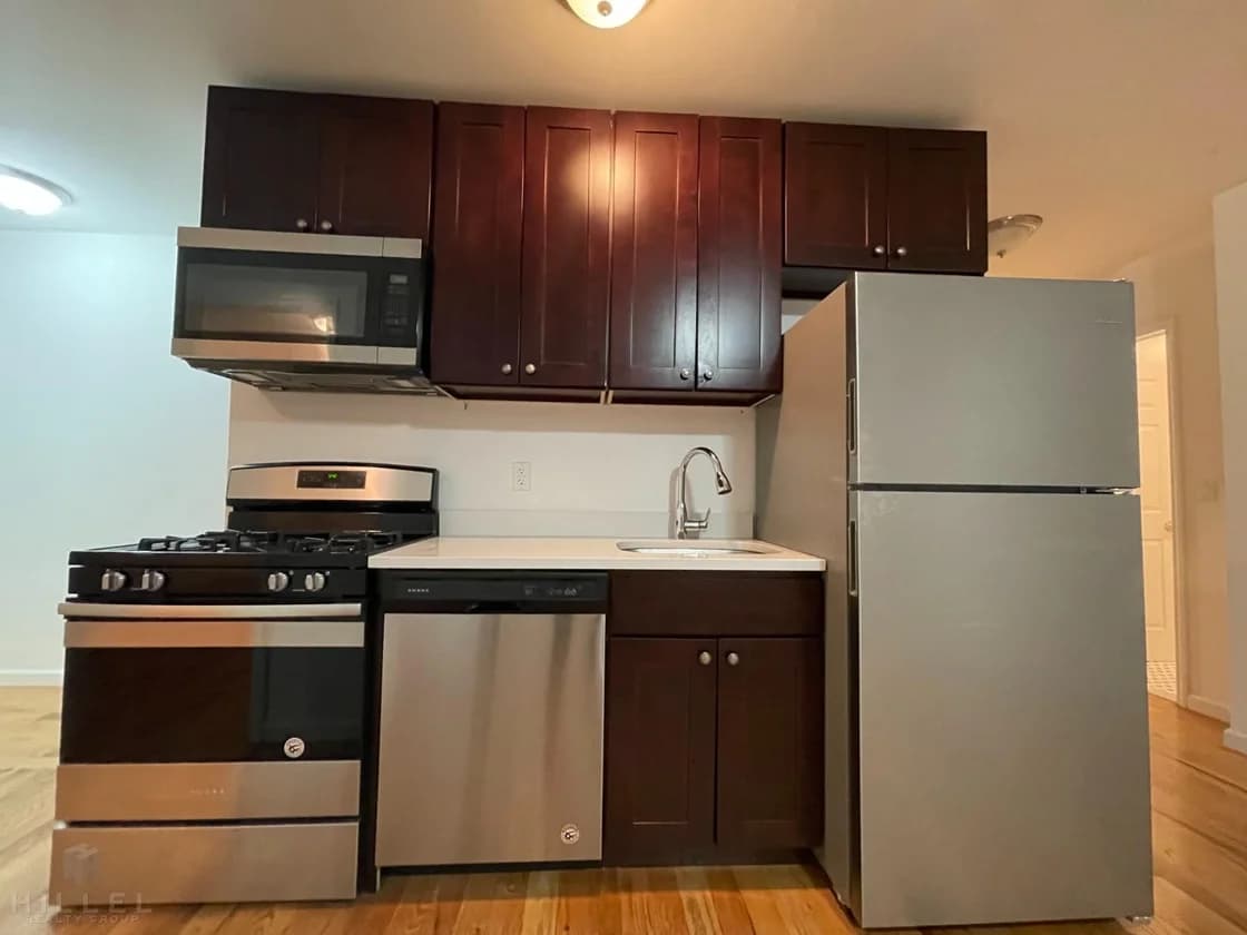 23-05 30 Avenue #2B03, Queens, NY 11102 1