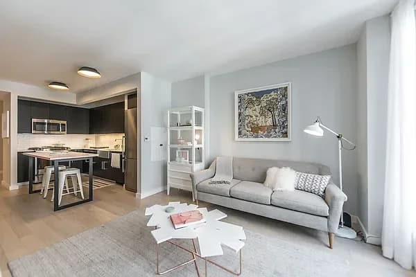 535 West 43 Street #S11L, Manhattan, NY 10036