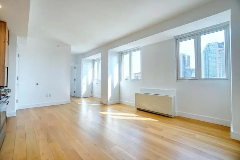 42-02 Crescent Street #PHD, Queens, NY 11101 1