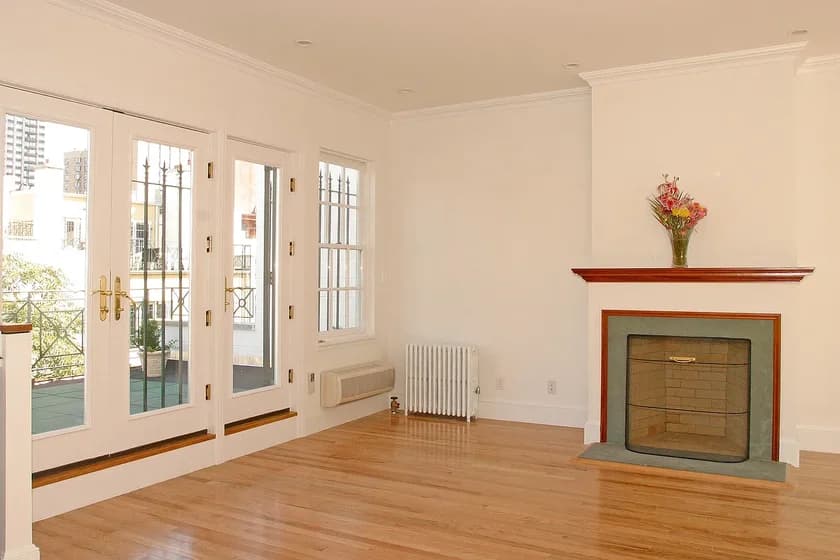 307 E 81 St #5RWPH, Manhattan, NY 10028 apartment_living_room 1