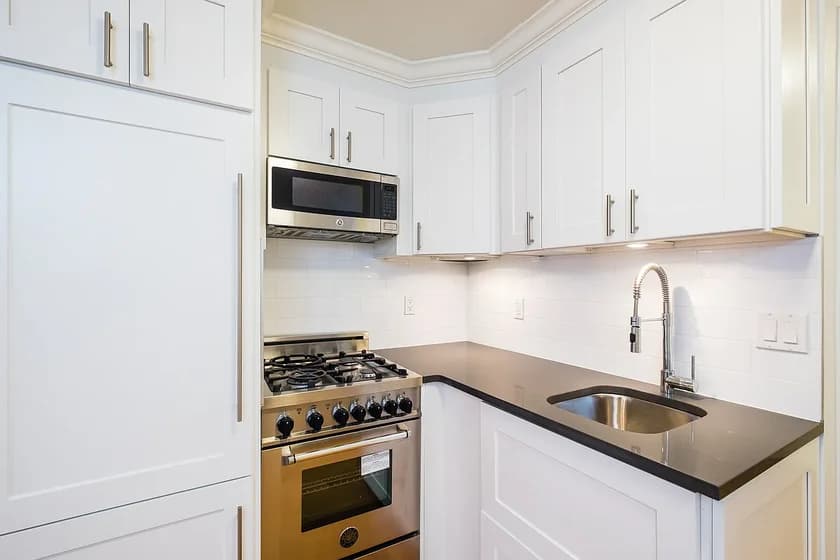 210 East 22 Street #220-05P, Manhattan, NY 10010 apartment_kitchen 3