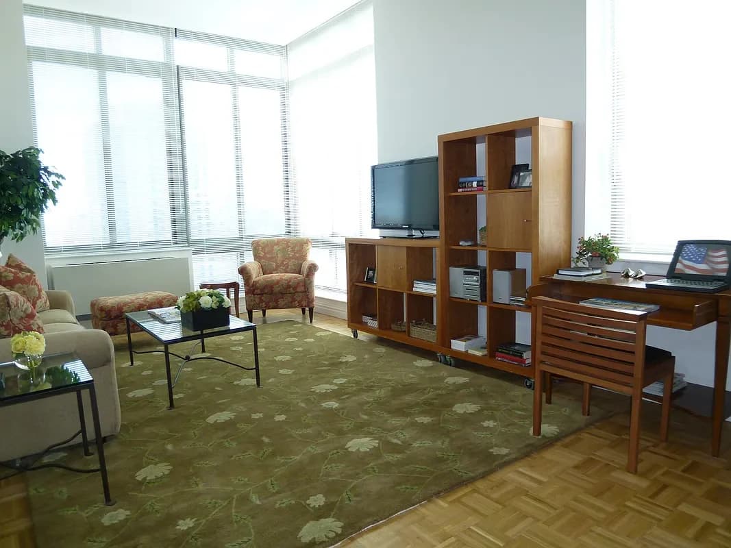 1500 Lexington Avenue #19A, Manhattan, NY 10029 apartment_living_room 1