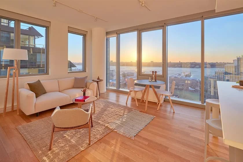 Mercedes House 555 W 53 St #30A, Manhattan, NY 10019 apartment_living_room 1