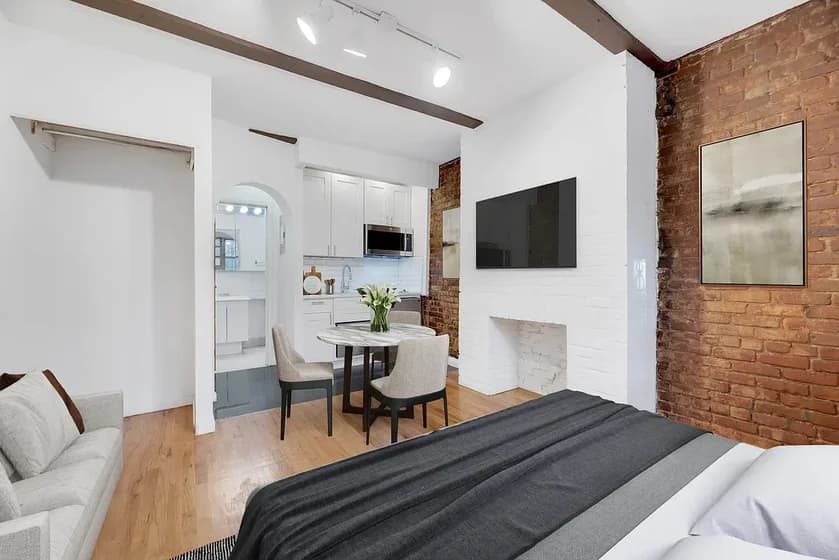 224 Sullivan Street #A42, Manhattan, NY 10012 apartment_dining_room 1