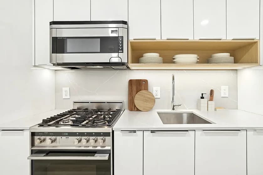 120 Greenwich Street #8D, Manhattan, NY 10006 apartment_kitchen 3