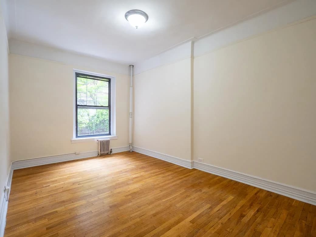 110 Christopher Street #16, Manhattan, NY 10014 1