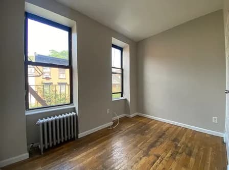 32 E 7 St #2D, Manhattan, NY 10003