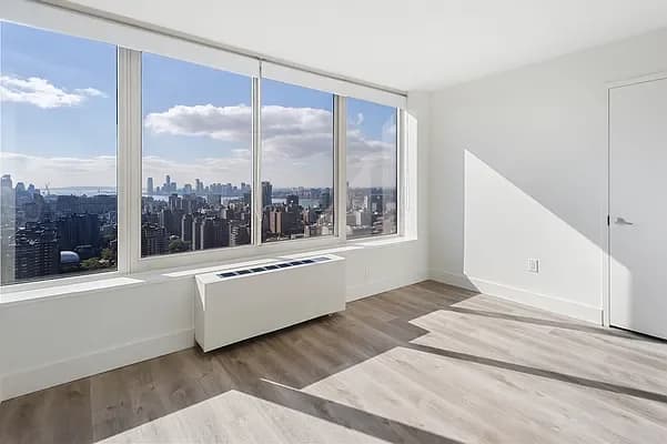 The Olivia 320 West 34 Street #25J, Manhattan, NY 10001 apartment_living_room 1