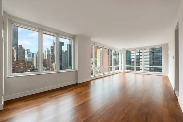 250 East 53 Street #2101, Manhattan, NY 10022