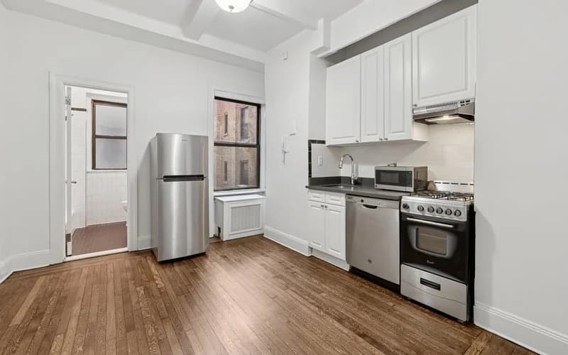 19W West 69 Street #803, Manhattan, NY 10023 1
