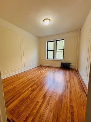 209 Bennett Avenue #5D, Manhattan, NY 10040