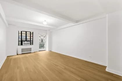 307 East 44 Street #C, Manhattan, NY 10017