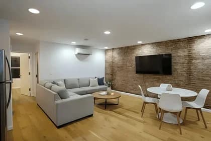 8 Peter Cooper Road #09-H, Manhattan, NY 10010
