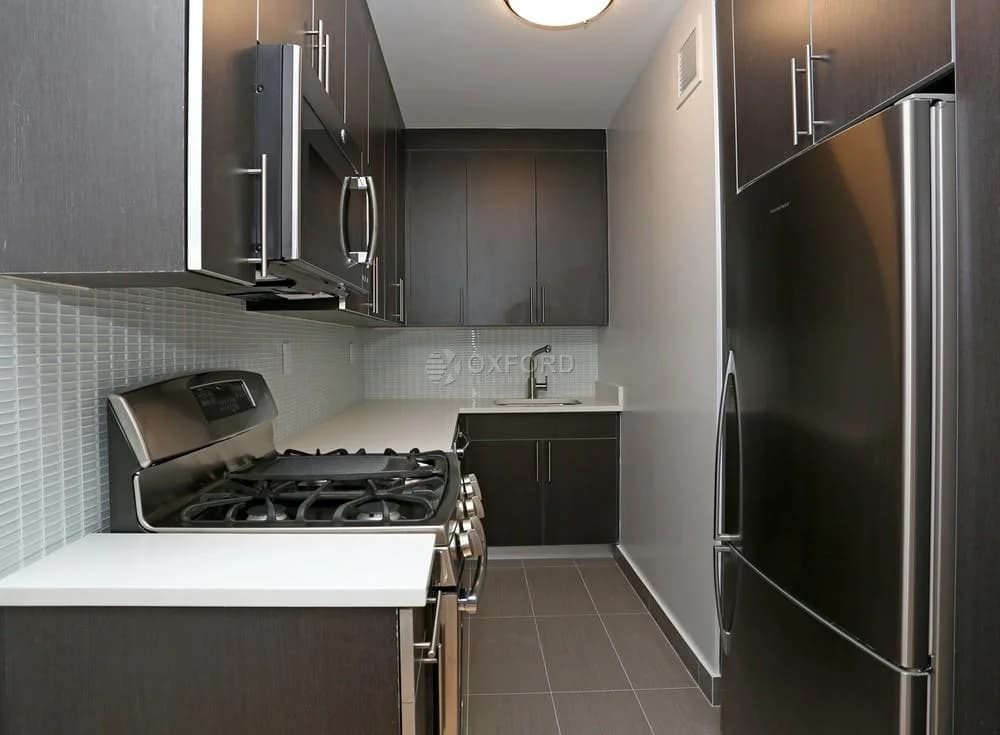 Midwest Court 410 West 53 Street #52, Manhattan, NY 10019 apartment_kitchen 1
