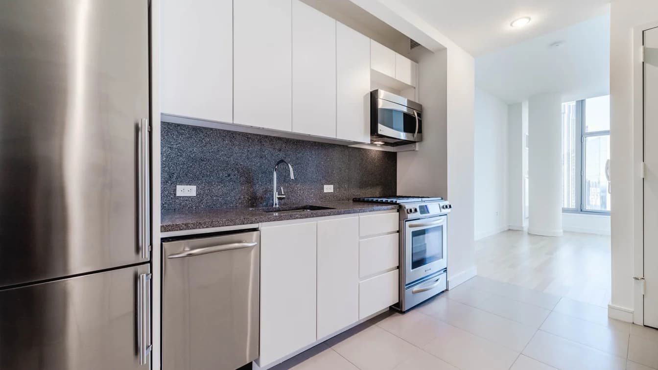 105 West 29 Street #42G, Manhattan, NY 10001 1