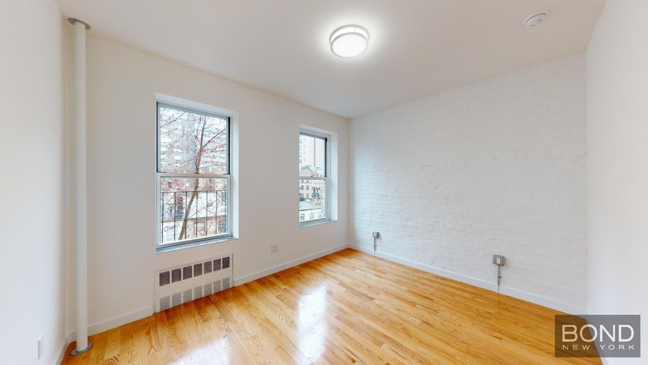 28 King Street #19, Manhattan, NY 10014 1