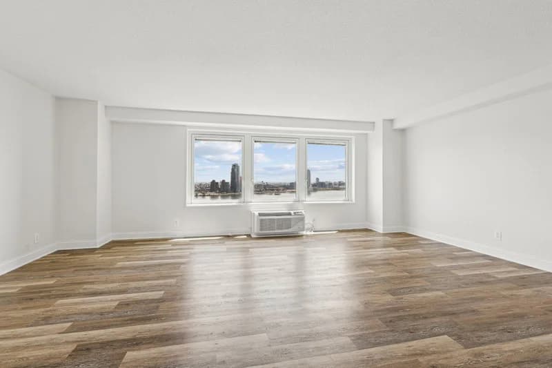 30 Waterside Plaza #20-21F, Manhattan, NY 10010 1