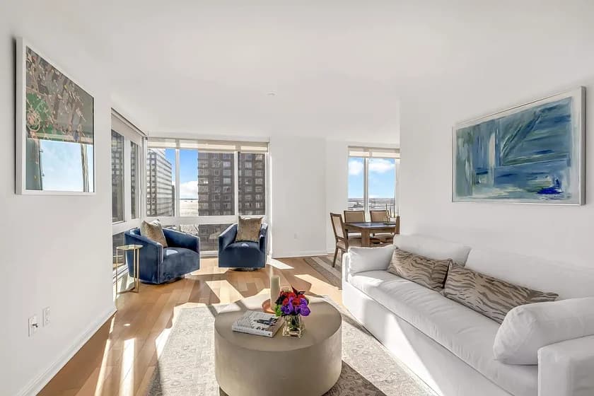 300 North End Avenue #21D, Manhattan, NY 10282 apartment_living_room 1