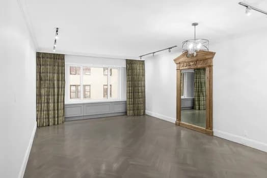 150 Central Park South #910, Manhattan, NY 10019