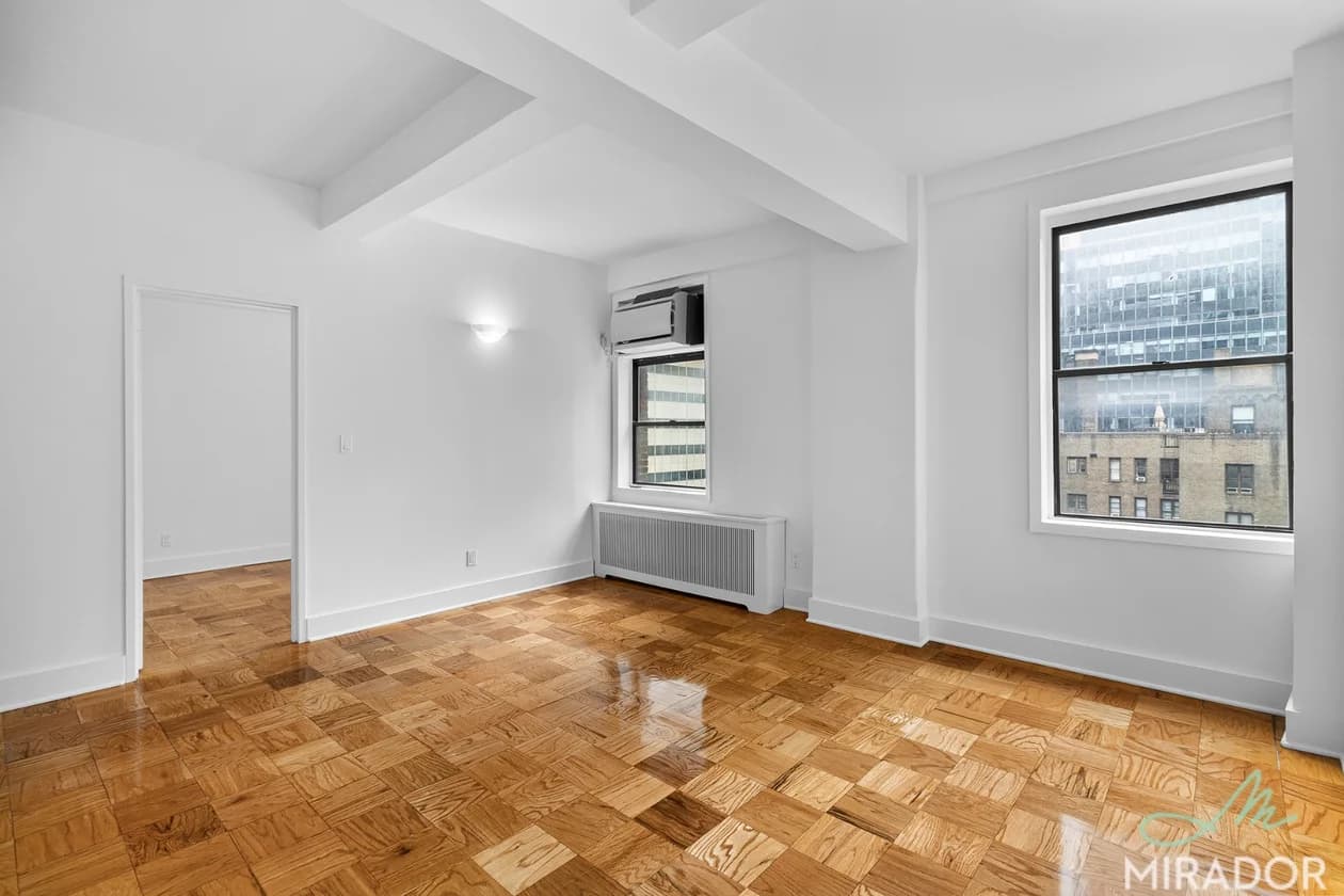 132 East 45 Street #11D, Manhattan, NY 10017 1