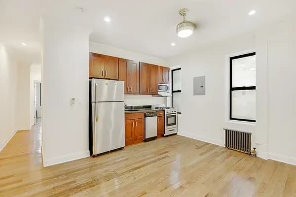 1159 President Street #2E, Brooklyn, NY 11225