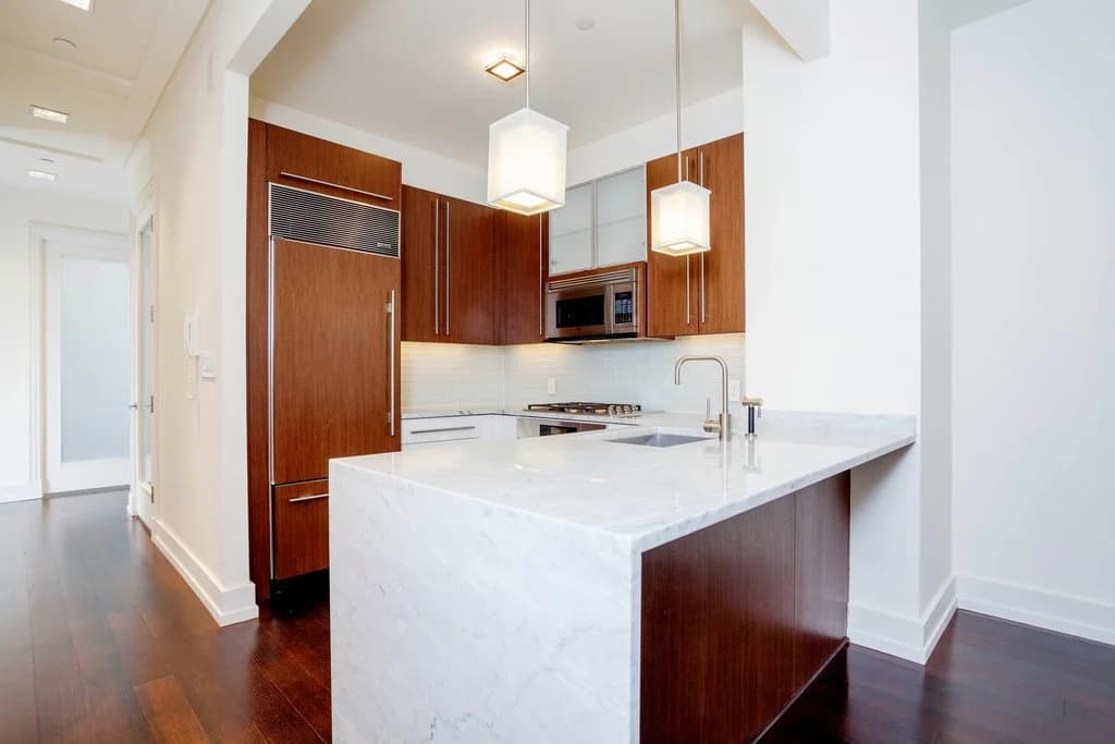 28 Pearl Street #16B, Manhattan, NY 10041 1