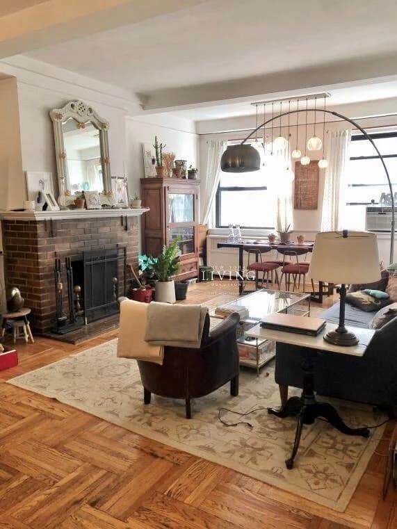 237 East 20 Street #3E, Manhattan, NY 10010 1