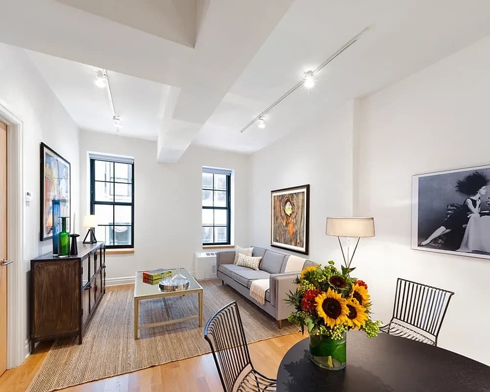 30 Washington Street #3H, Brooklyn, NY 11201 apartment_living_room 1