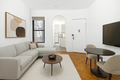 15A West 64 Street #3-B, Manhattan, NY 10023