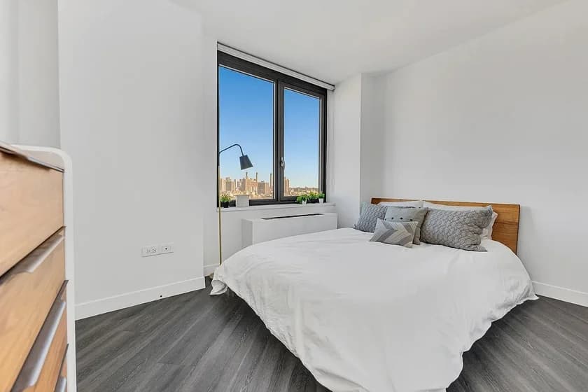 250 East Houston Street #12B, Manhattan, NY 10009 1