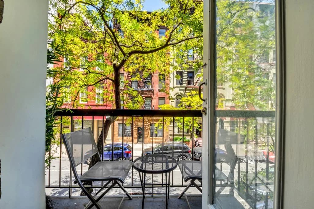 226 East 25 Street #2D, Manhattan, NY 10010 1