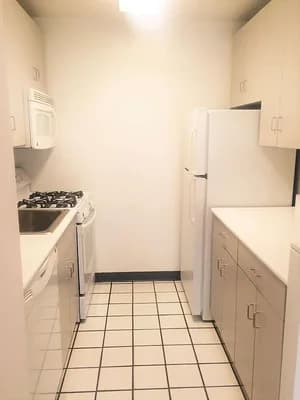 429 East 52 Street #24D, Manhattan, NY 10022