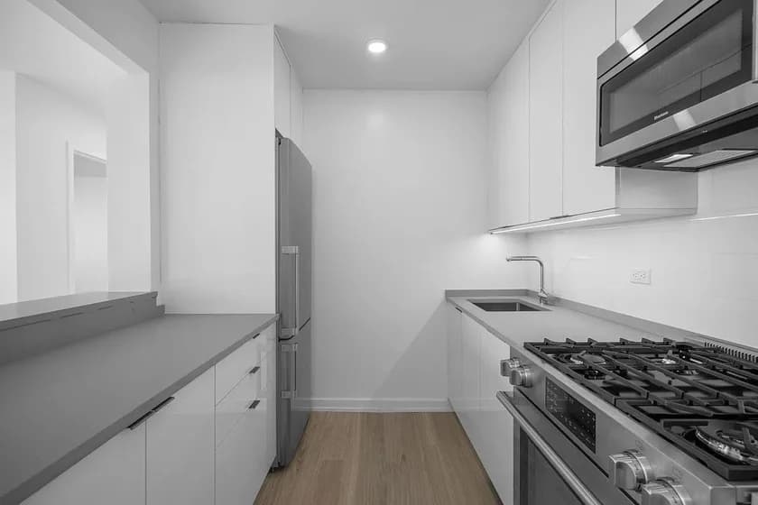 55 West End Avenue #S7J, Manhattan, NY 10069 apartment_kitchen 3