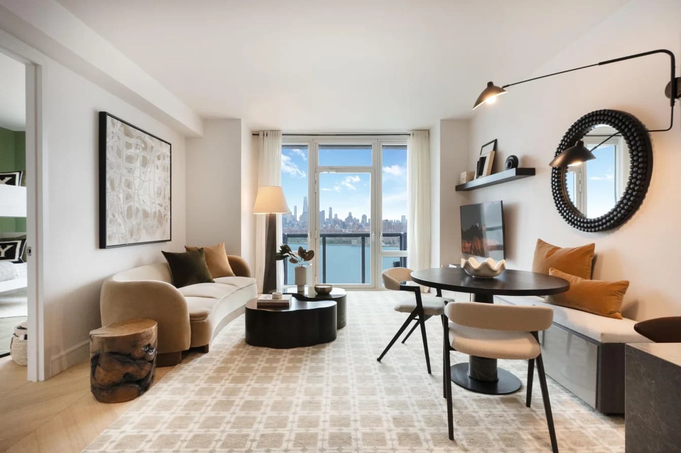 60 Wharf Drive #2604, Brooklyn, NY 11222 1