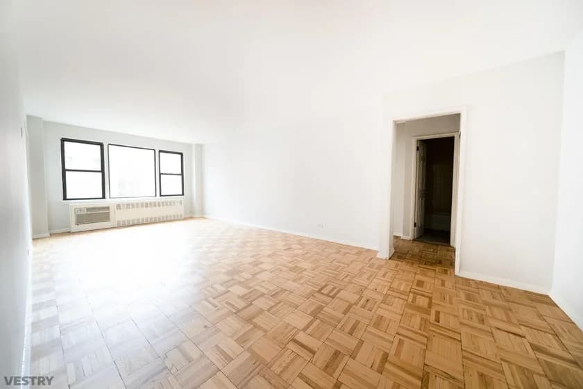 460 East 79 Street #5F, Manhattan, NY 10075