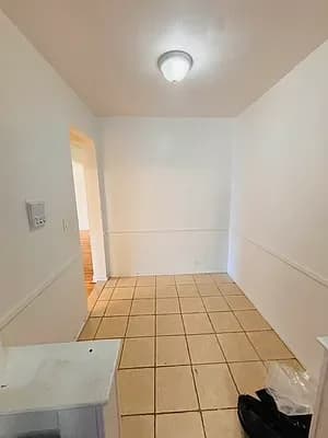 10 Hillside Avenue #6P, Manhattan, NY 10040 apartment_living_room 1