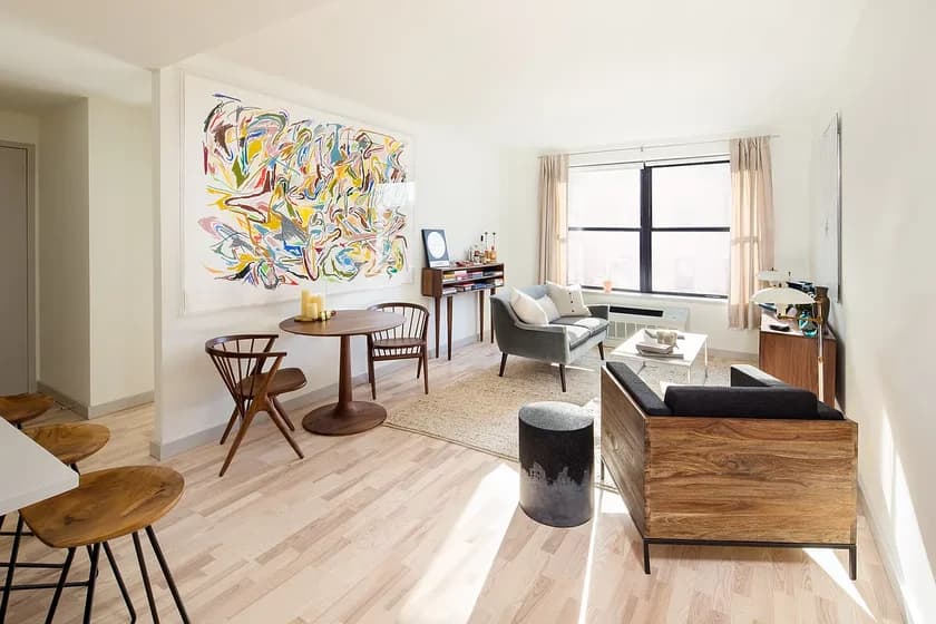 1133 Manhattan Avenue #N624, Brooklyn, NY 11222 apartment_living_room 1