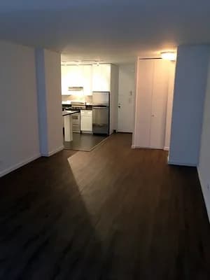 330 East 46 Street #5A, Manhattan, NY 10017