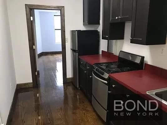 360 West 53 Street #3E, Manhattan, NY 10019 1