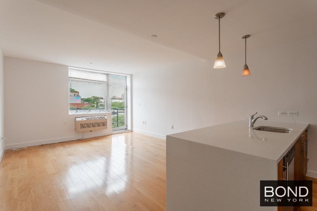 12-22 30 Avenue #3D, Queens, NY 11102 - Image 1