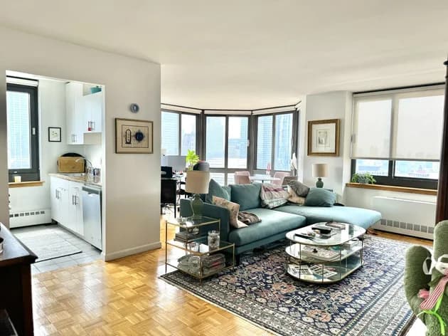 105 Duane Street #42B, Manhattan, NY 10007
