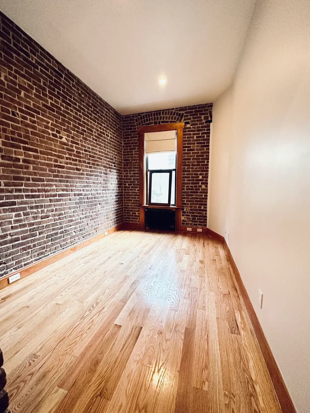 324 East 52 Street #6D, Manhattan, NY 10022 apartment_living_room 1