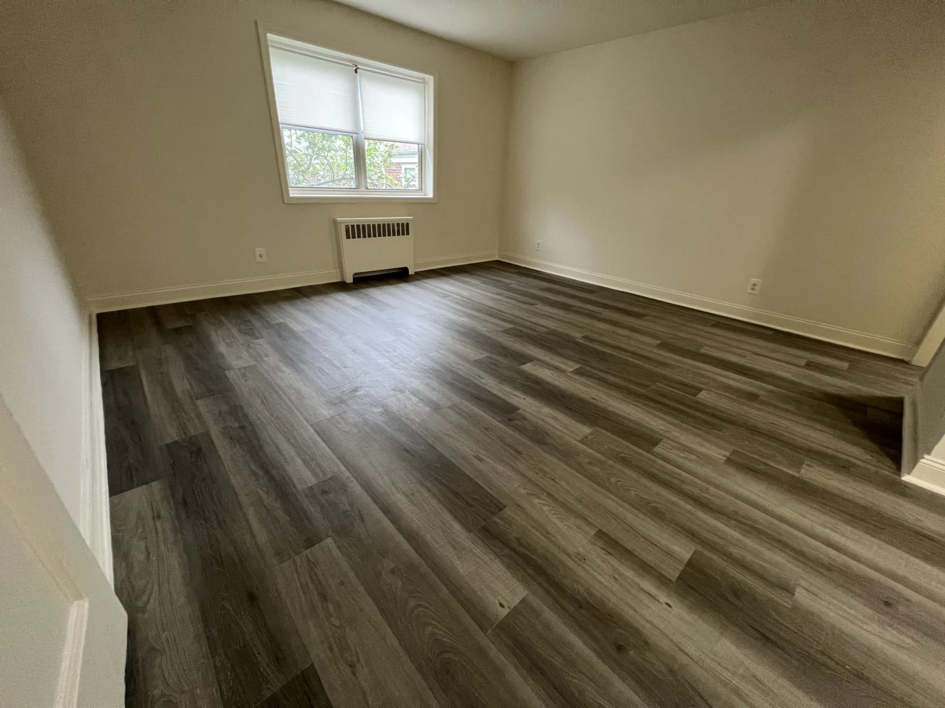64 Arlo Road #1A, Staten Island, NY 10301 apartment_living_room 1