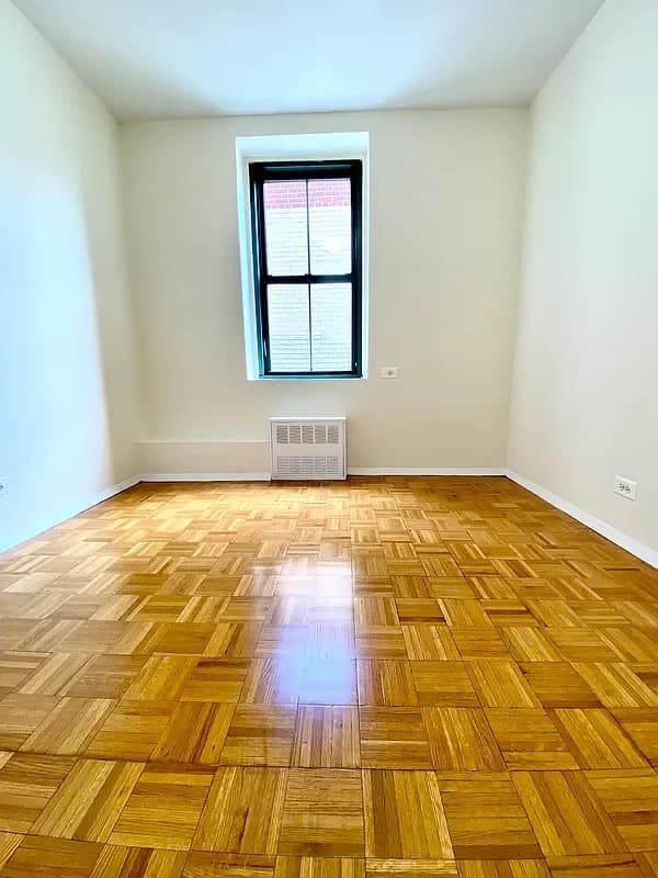 508 E 79 St #6C, Manhattan, NY 10075 apartment_living_room 1