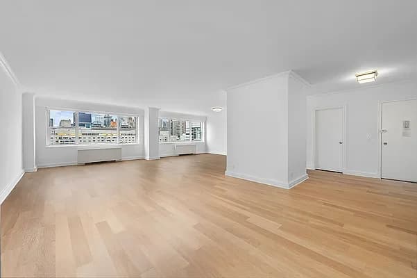 215 East 68 Street #21D, Manhattan, NY 10065 apartment_living_room 1