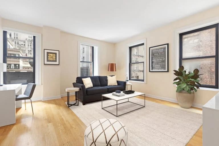 56 Pine Street #8, Manhattan, NY 10005 1